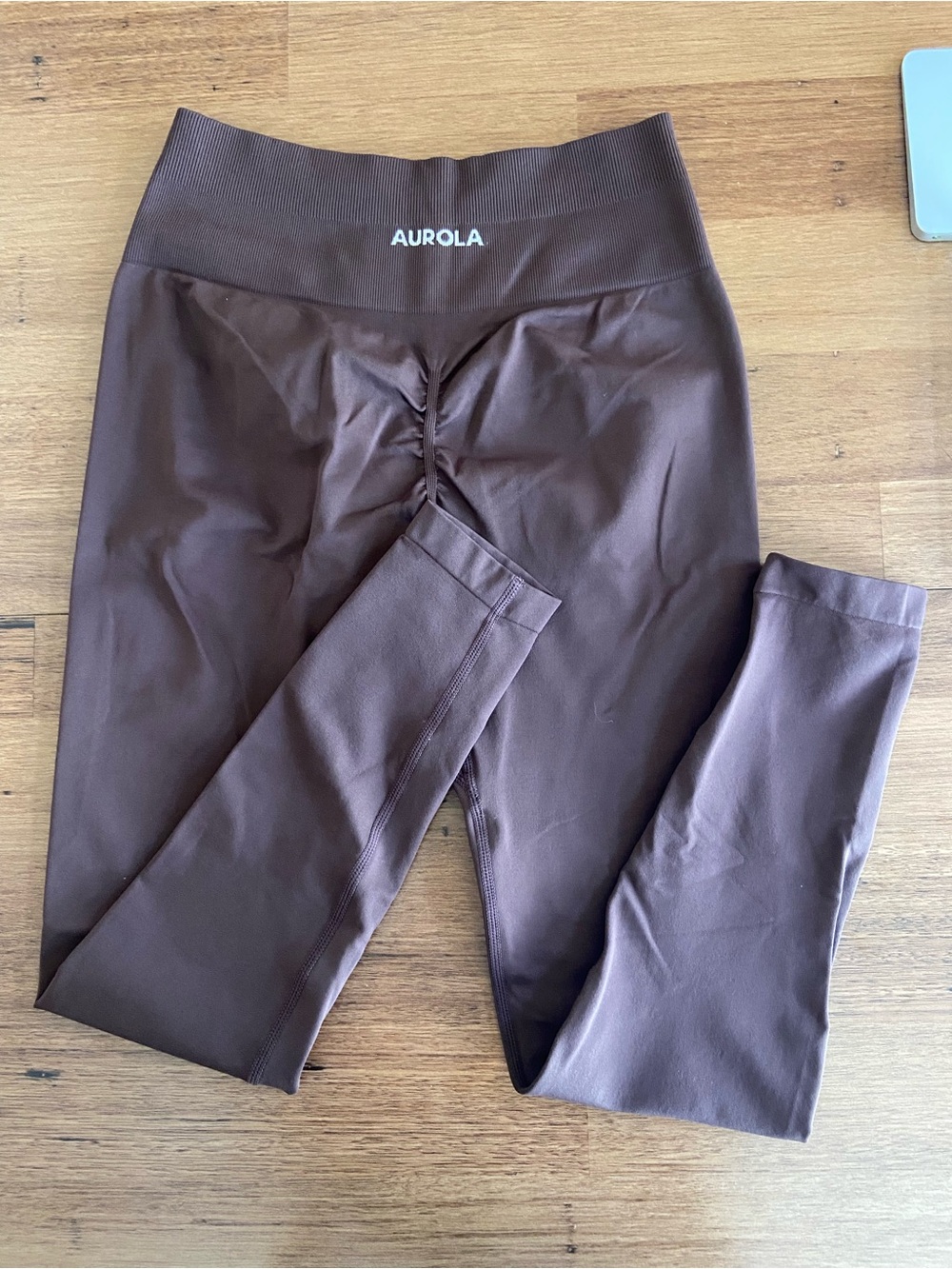 Aurola High-Waist Brown Scrunch Leggings